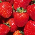 640px-Strawberries